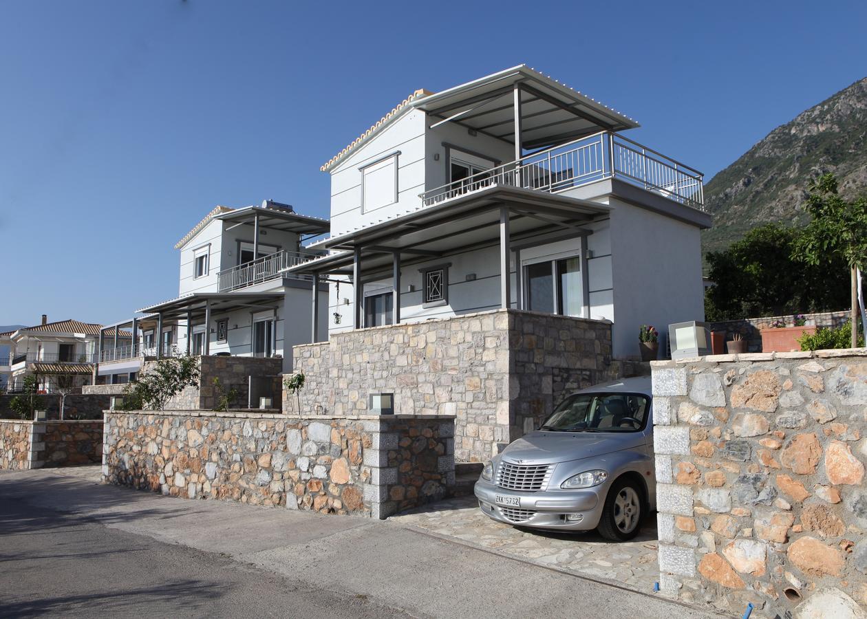 Ferienwohnung Mountain & Sea Kalamata Exterior foto